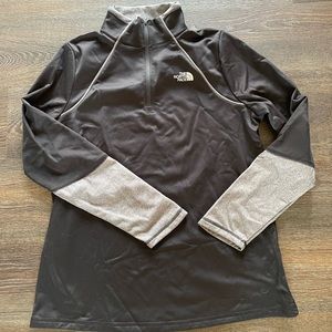 Women’s The North Face Quarter Zip Pullover